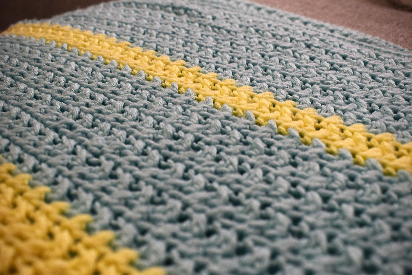 Handmade Crochet Throw Blanket – Cozy & Elegant